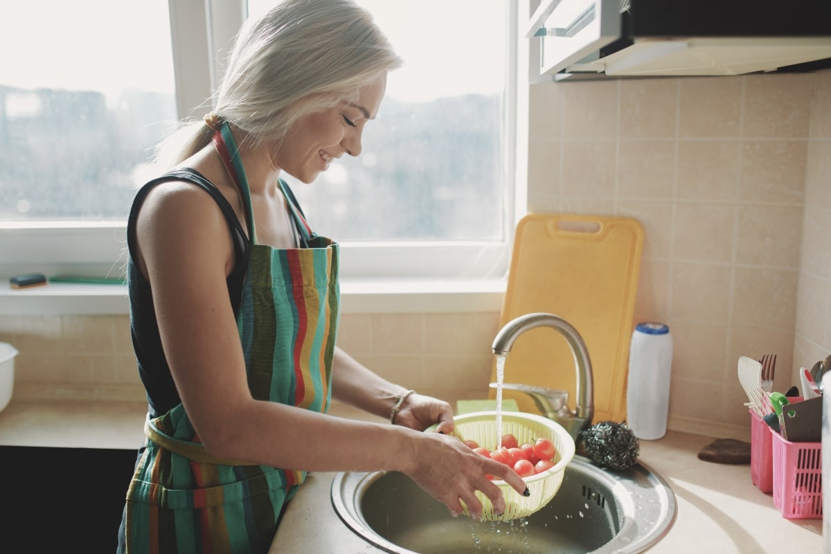 ¿Cómo sanitizar frutas y verduras?